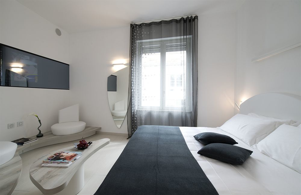 Duomo Inn Milan Bagian luar foto